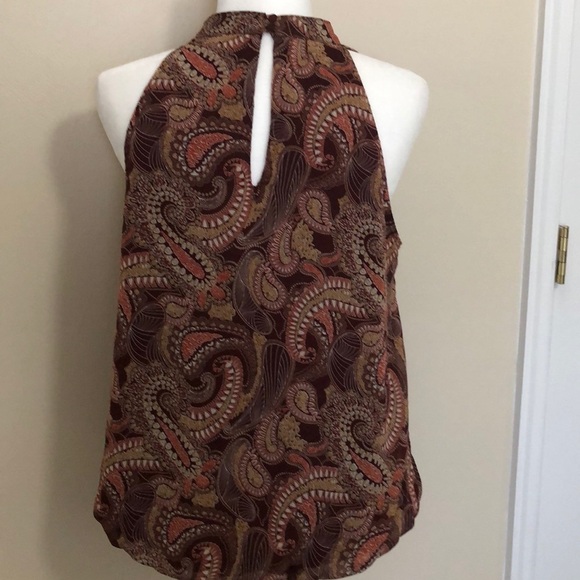 Blouse, Ruffle front Tank, like new - Picture 3 of 7